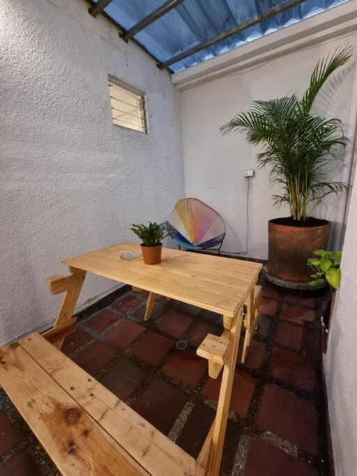 메딜린 El Jardin De Manila 아파트 외부 사진