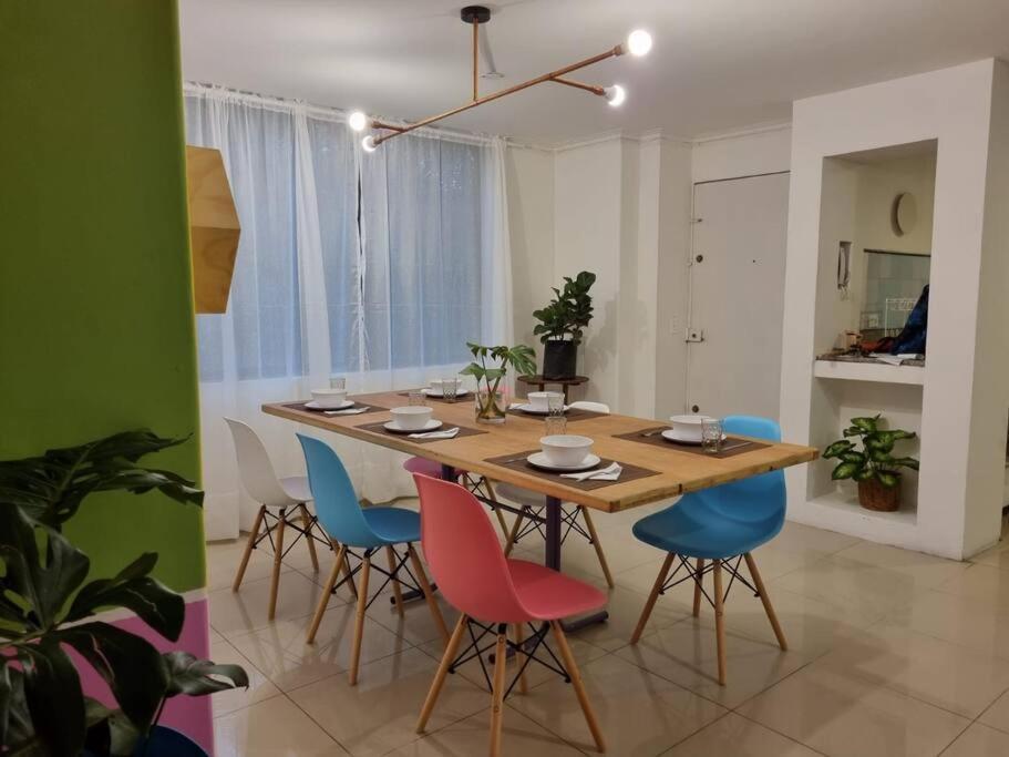 메딜린 El Jardin De Manila 아파트 외부 사진